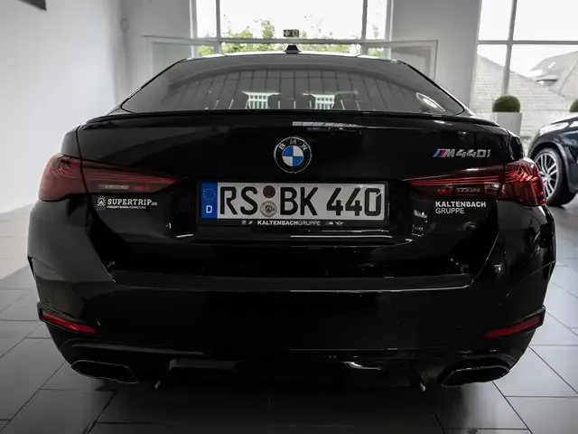 BMW 440