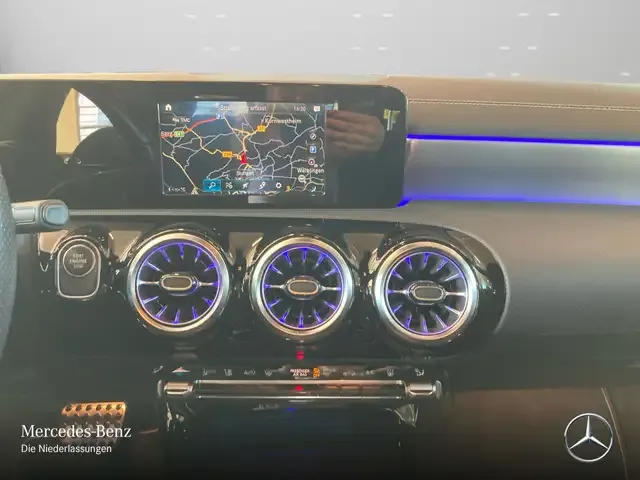 Mercedes-Benz A 250