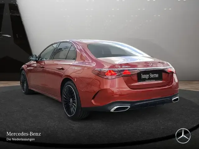 Mercedes-Benz E 300