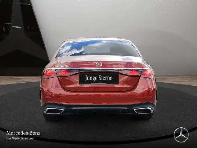 Mercedes-Benz E 300
