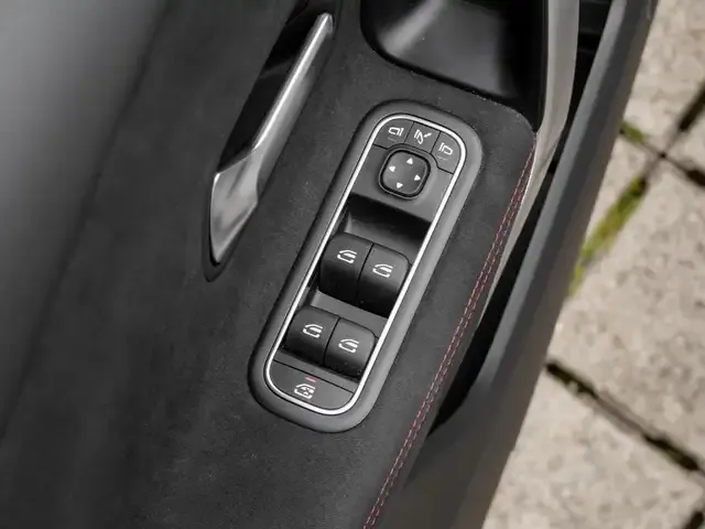 Mercedes-Benz A 220