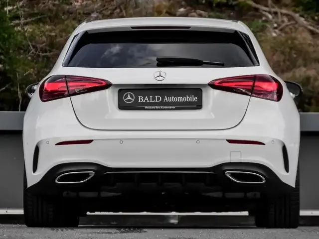 Mercedes-Benz A 220