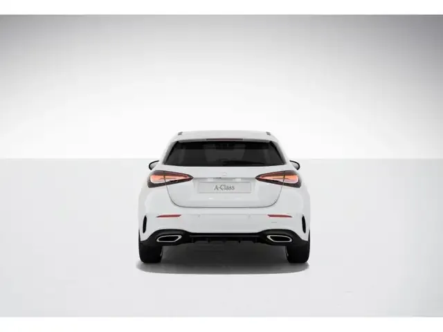 Mercedes-Benz A 220