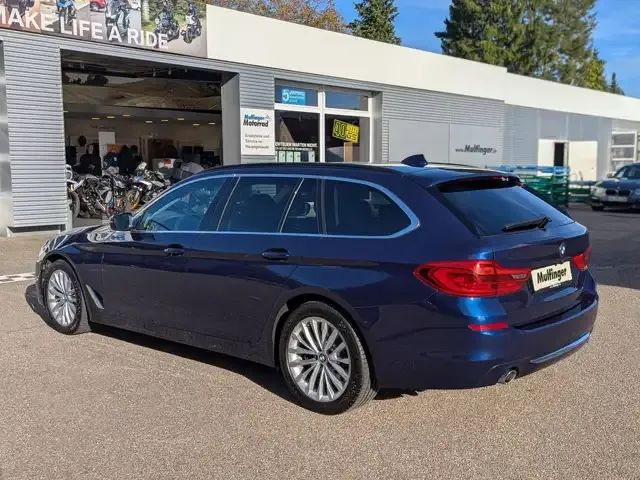 BMW 530