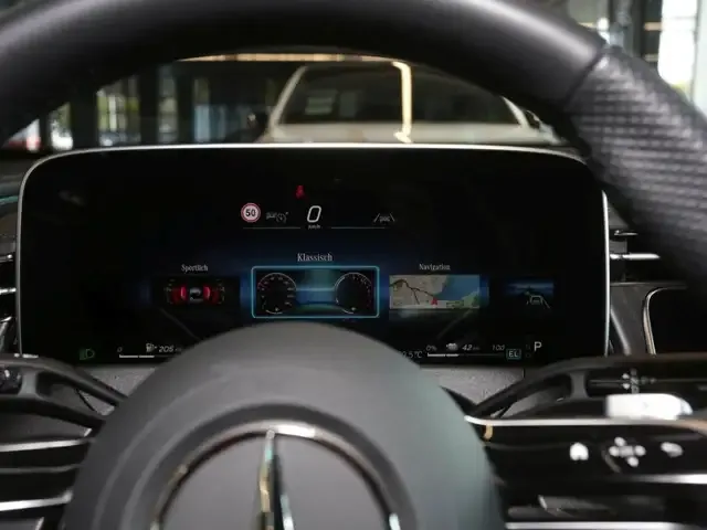 Mercedes-Benz E 300