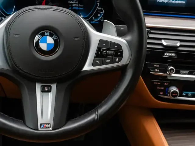 BMW 545