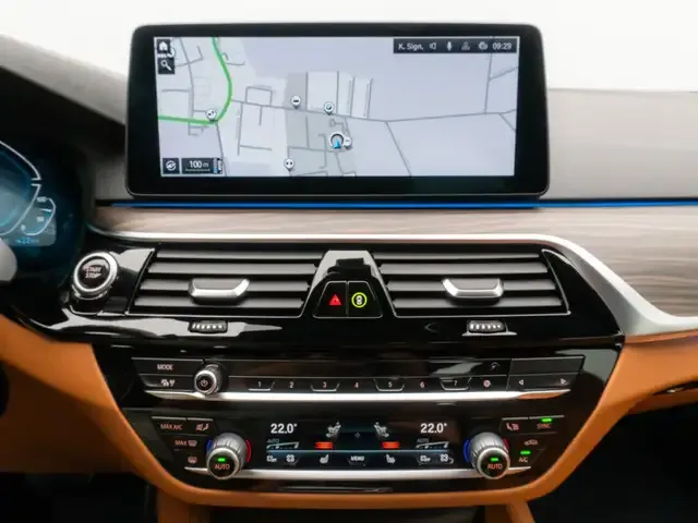 BMW 545