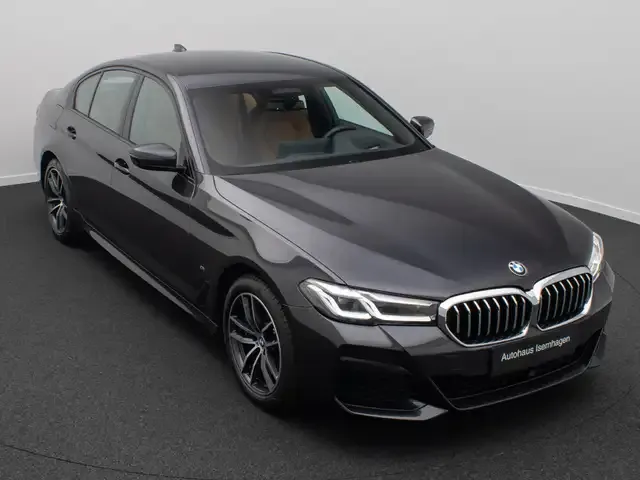 BMW 545
