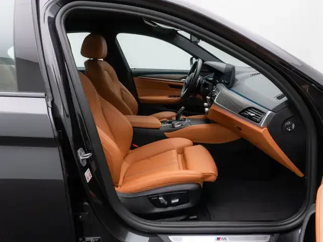 BMW 545