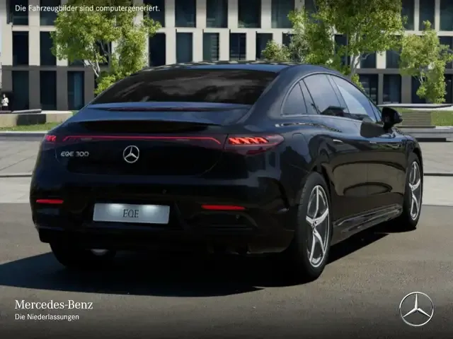 Mercedes-Benz EQE 300