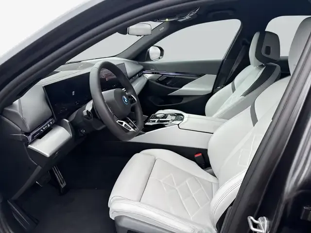 BMW 550