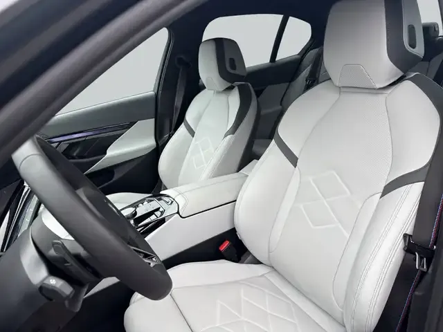 BMW 550