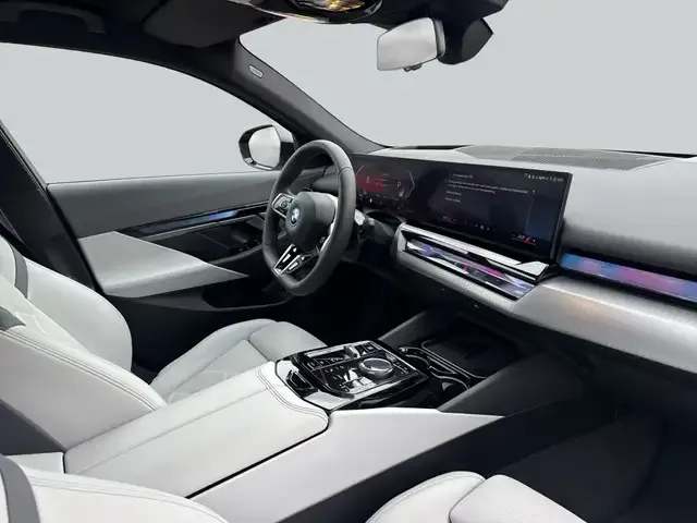 BMW 550