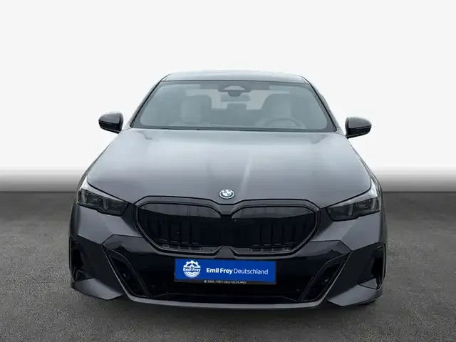 BMW 550