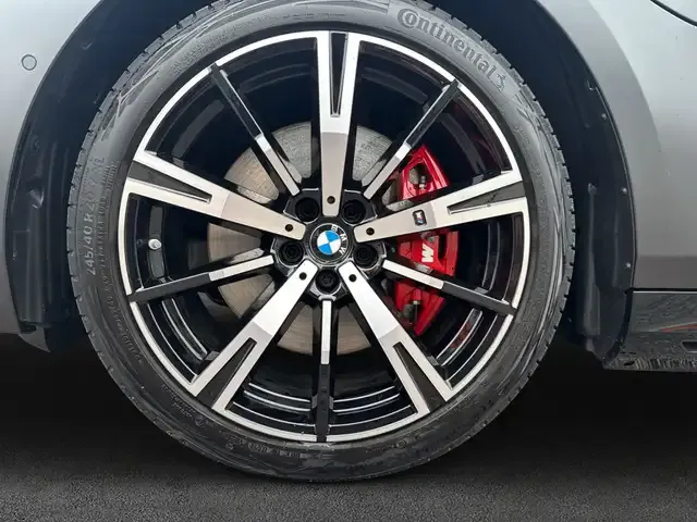 BMW 550