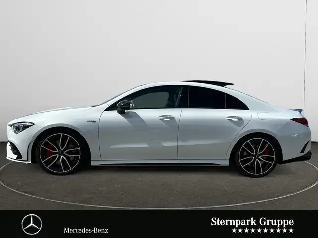 Mercedes-Benz CLA 35 AMG