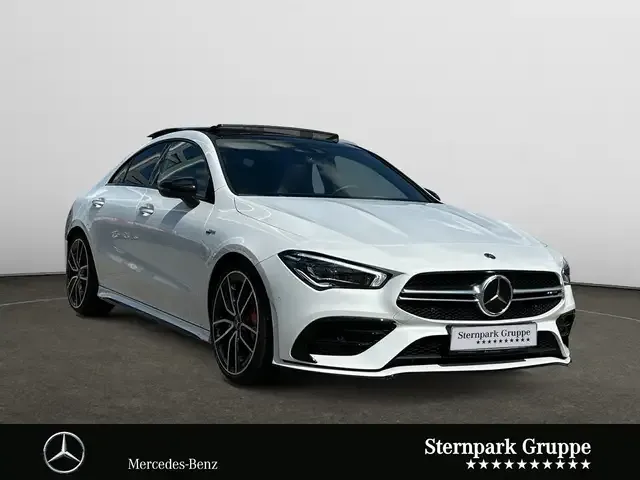 Mercedes-Benz CLA 35 AMG