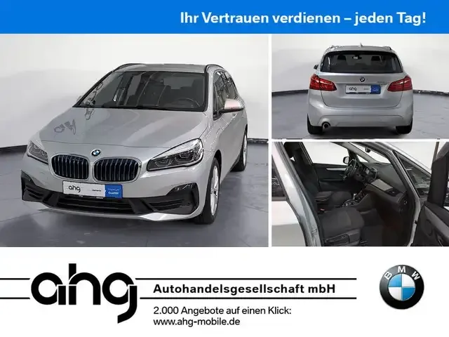BMW 225