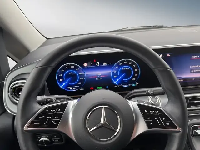 Mercedes-Benz EQV 300