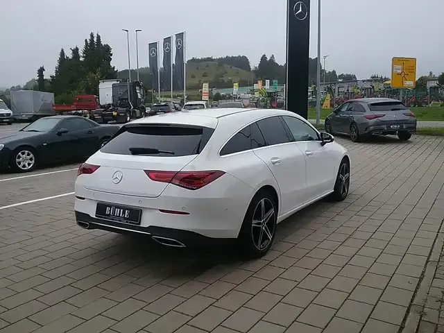 Mercedes-Benz CLA 180