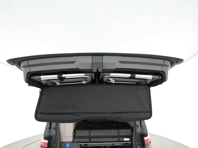 Volkswagen T7 California