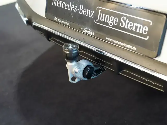 Mercedes-Benz CLE 450