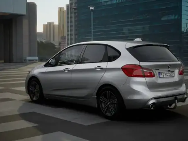 BMW 218