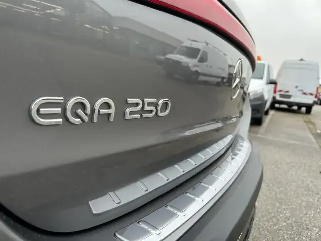 Mercedes-Benz EQA 250