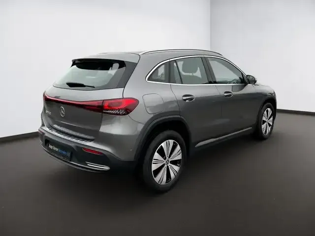 Mercedes-Benz EQA 250