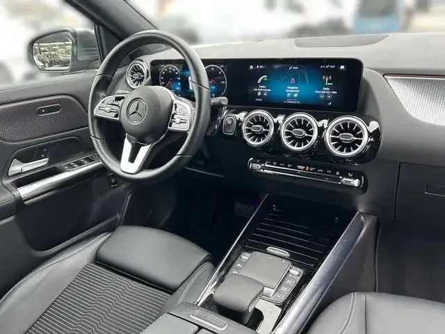 Mercedes-Benz EQA 250