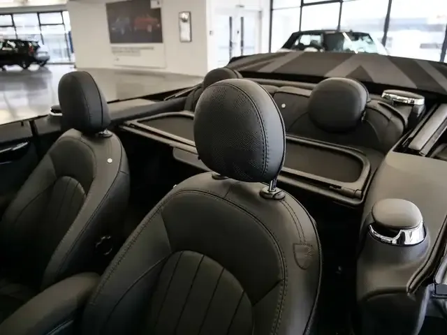 MINI Cooper S Cabrio