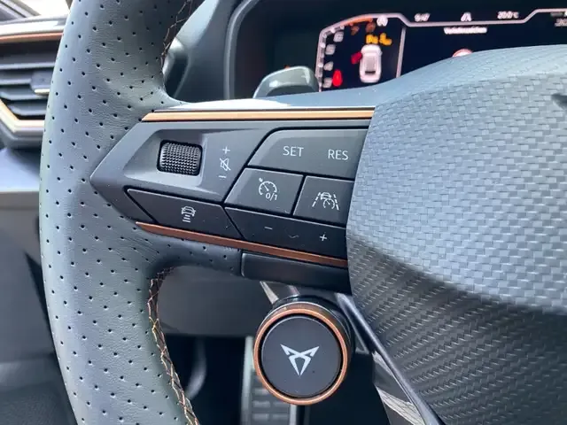 CUPRA Leon
