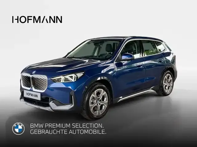 BMW iX1