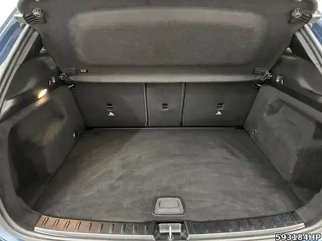 Mercedes-Benz GLA 220