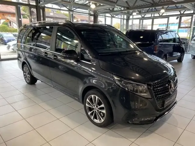 Mercedes-Benz V 300