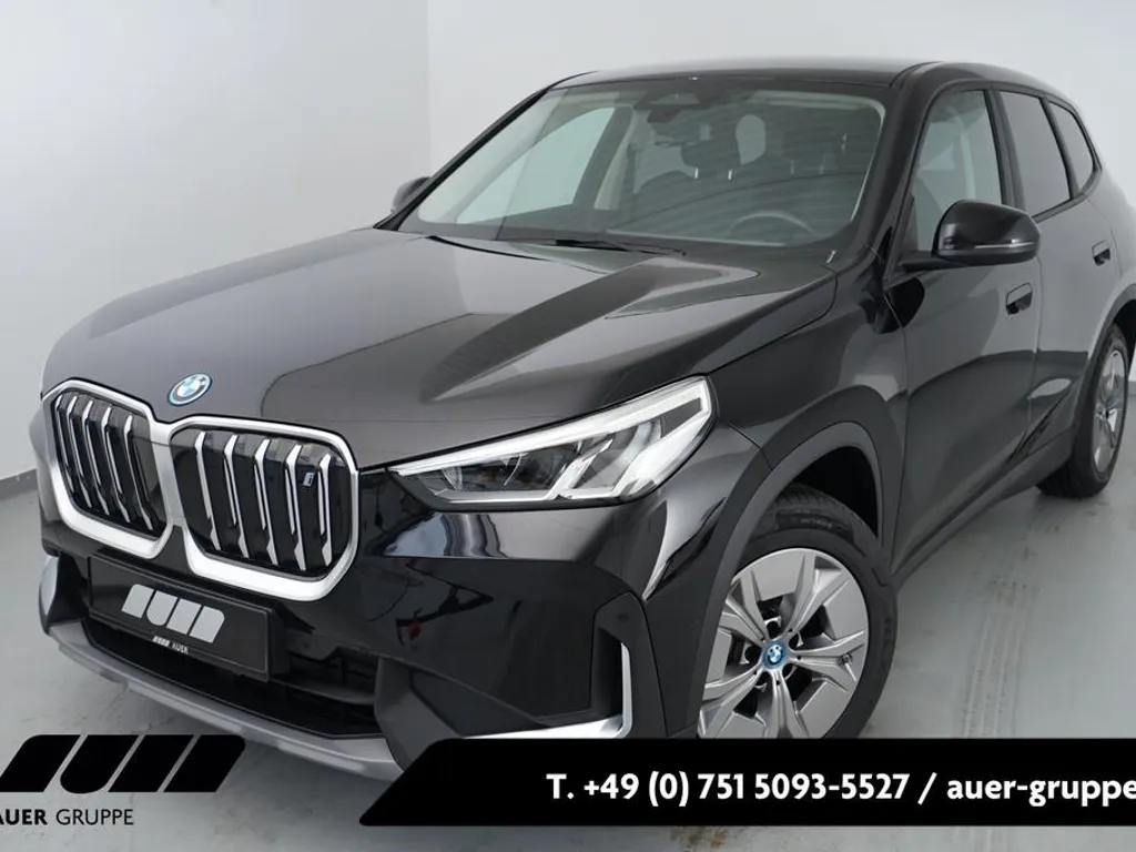 BMW iX1
