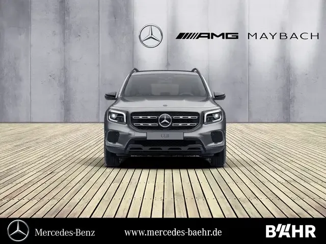 Mercedes-Benz GLB 200