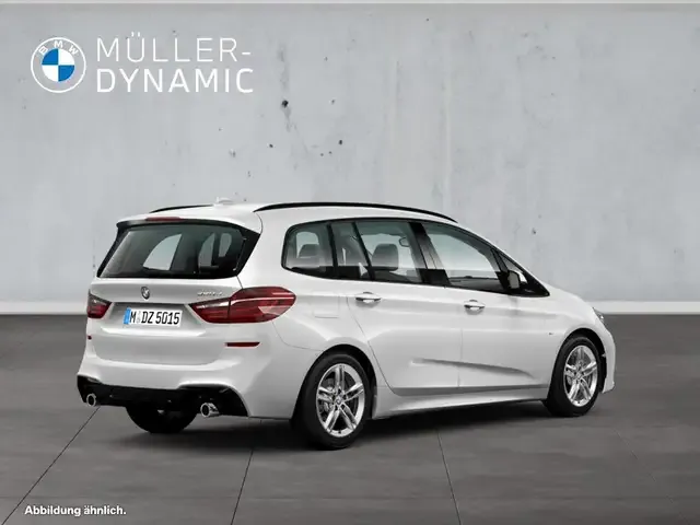BMW 220