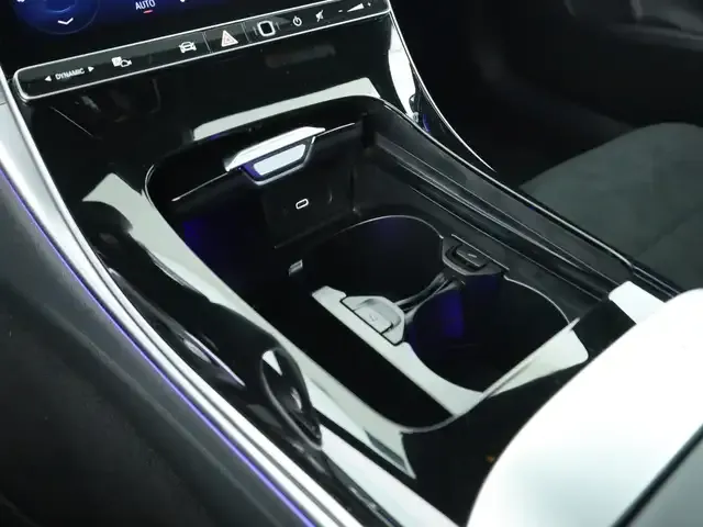 Mercedes-Benz CLE 300