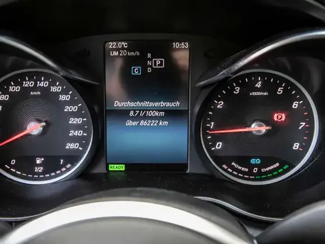 Mercedes-Benz C 200