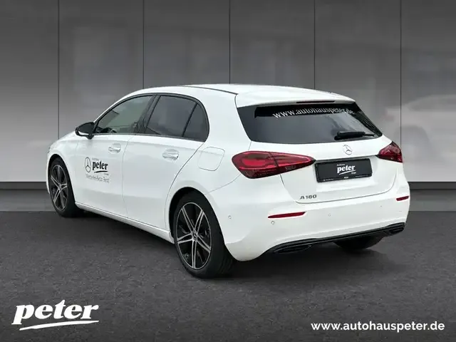 Mercedes-Benz A 180