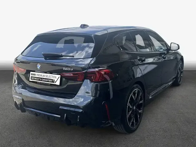 BMW 120