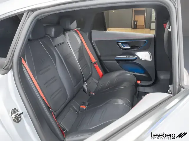 Mercedes-Benz EQE 53
