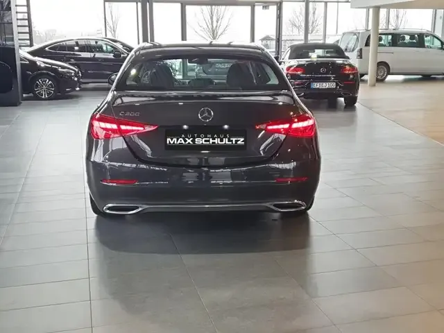 Mercedes-Benz C 200