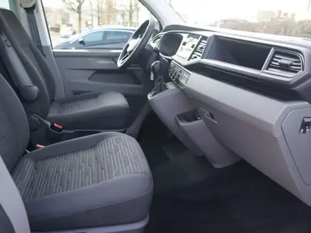 Volkswagen T6.1 Caravelle
