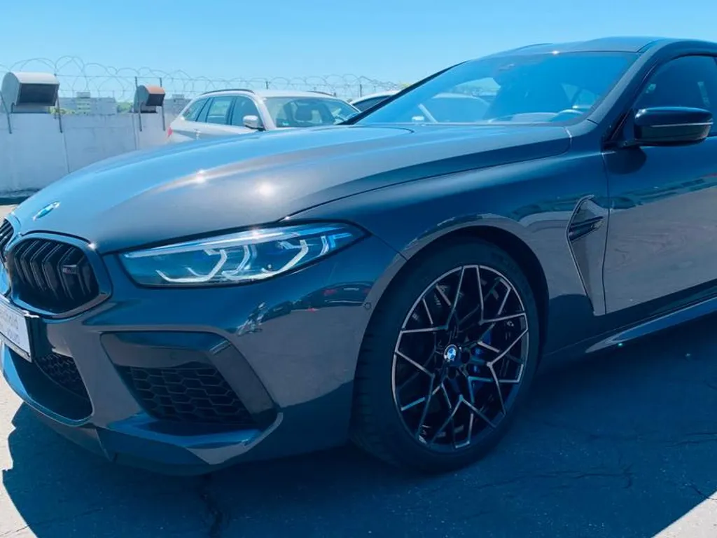 BMW M8