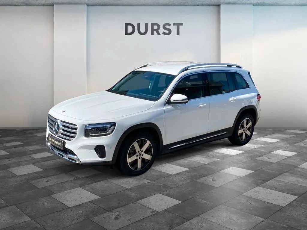 Mercedes-Benz GLB 220