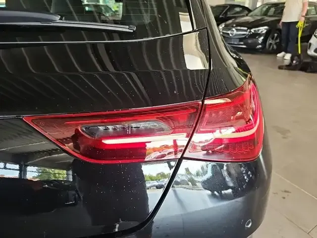 Mercedes-Benz CLA 180