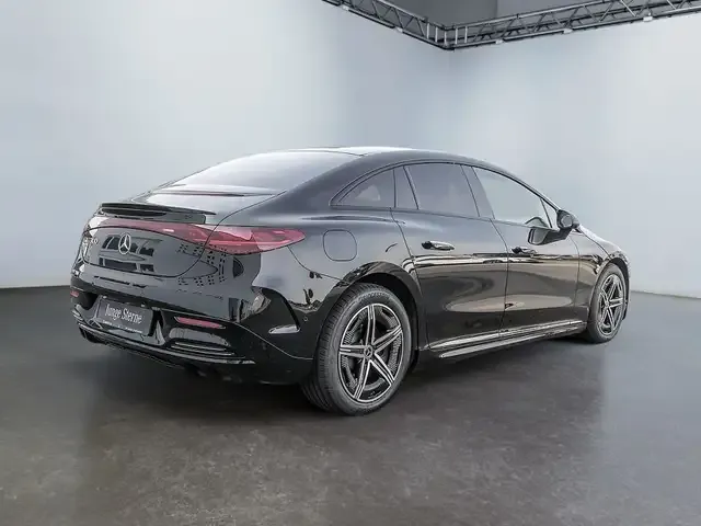 Mercedes-Benz EQE 300