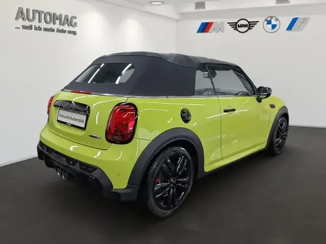 MINI John Cooper Works Cabrio